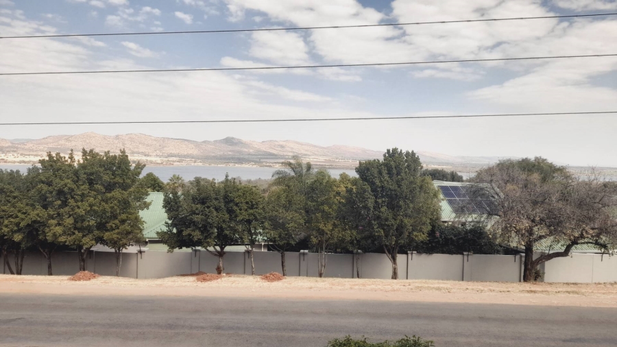 3 Bedroom Property for Sale in Kosmos Ridge North West